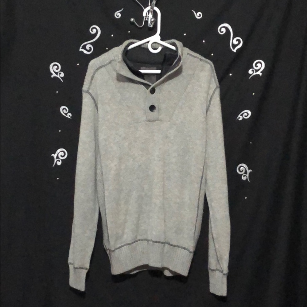 men’s sweater